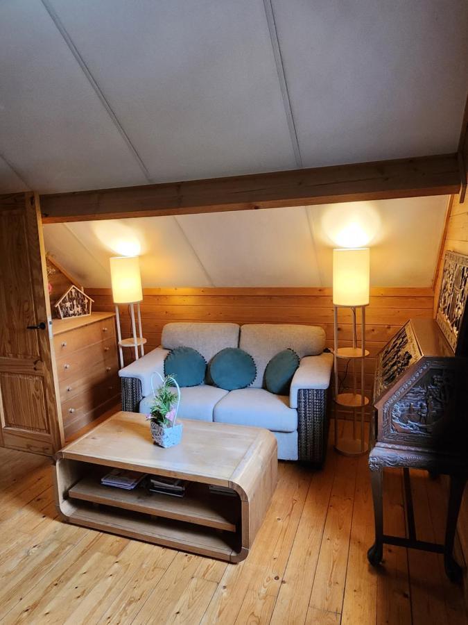 Le Chalet Du Cerf - Chambre D'Hote Somme-Leuze Zewnętrze zdjęcie